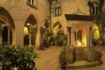هتل Villa Cimbrone