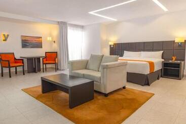 هتل Yes Inn Nuevo Veracruz
