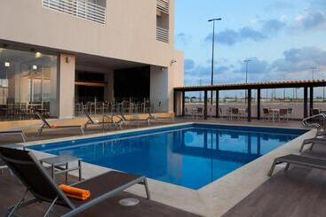 هتل Yes Inn Nuevo Veracruz