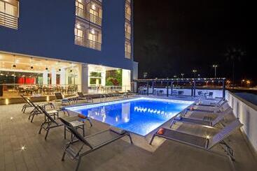 هتل Yes Inn Nuevo Veracruz