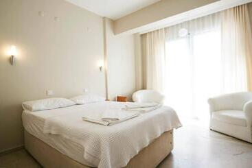 Koz Eren Otel