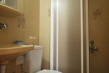 Koz Eren Otel