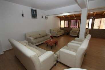 Koz Eren Otel