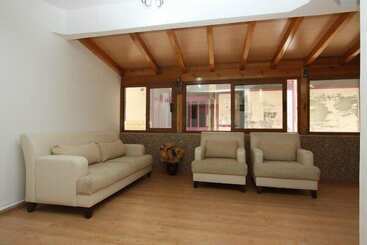 Koz Eren Otel