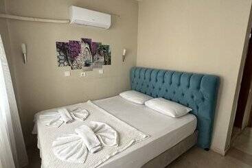 Koz Eren Otel