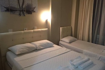 Koz Eren Otel