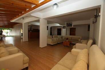 Koz Eren Otel