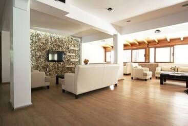 Koz Eren Otel