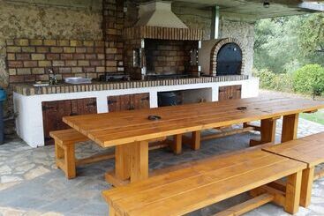 Marilena Apartments & Studios