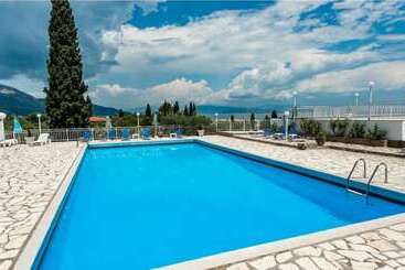 Marilena Apartments & Studios