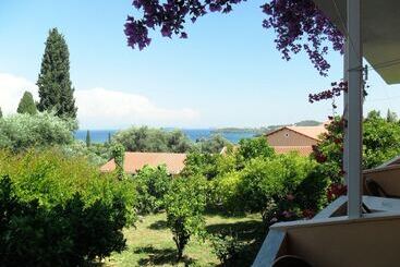 Marilena Apartments & Studios
