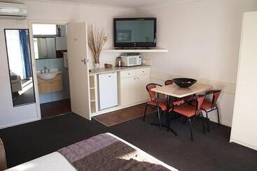 Mornington Motel