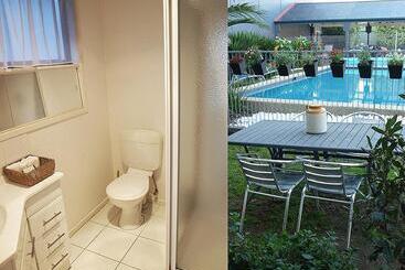 Mornington Motel