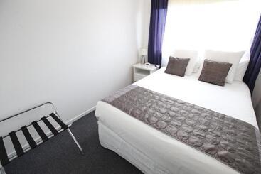 Mornington Motel