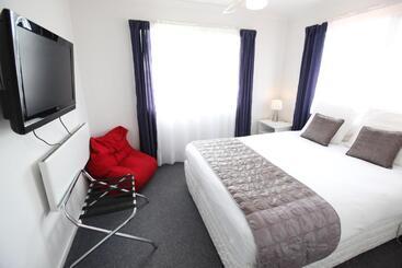 Mornington Motel
