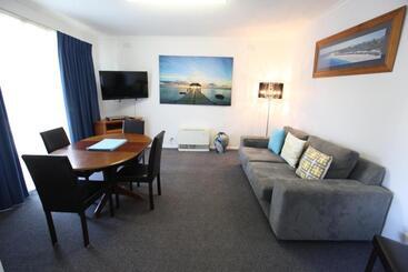 Mornington Motel