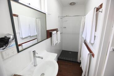 Mornington Motel