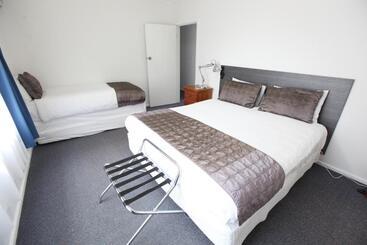 Mornington Motel