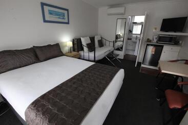 Mornington Motel