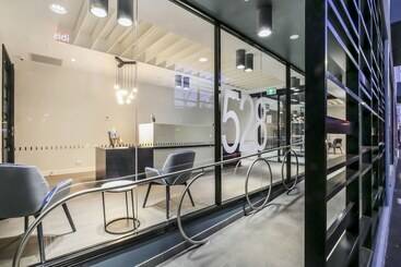 Plum Carlton Serviced Apartments