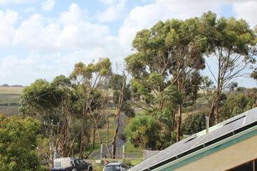 Eastern Reef Cottages