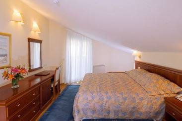 Villa Bacchus - Baska Voda