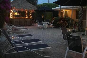 هتل Casitas Coral Ridge