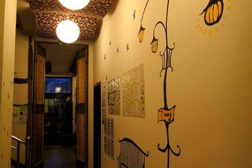هتل Dengba Hostel Mt. Emei