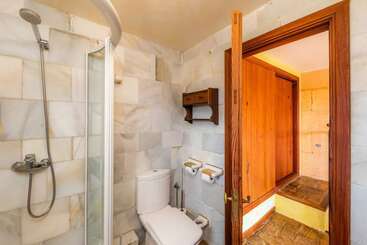 هتل Es Revellar Art Resort  Adults Only