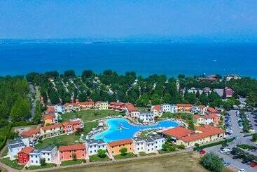 هتل Gasparina Village