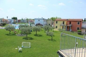 هتل Gasparina Village