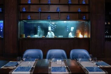 هتل Hilton Dushanbe