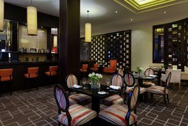 هتل Hilton Dushanbe