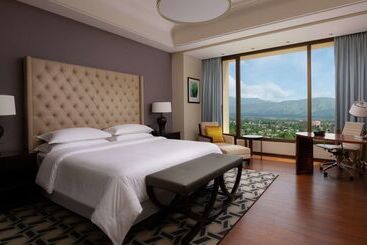 هتل Hilton Dushanbe