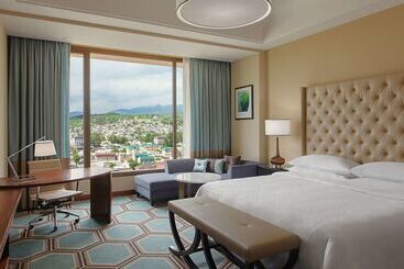 هتل Hilton Dushanbe