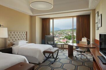 هتل Hilton Dushanbe