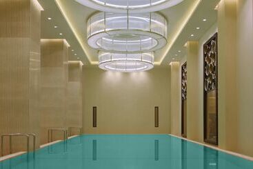 هتل Hilton Dushanbe