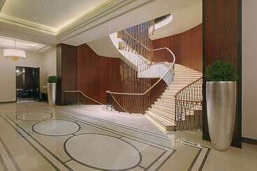 هتل Hilton Dushanbe
