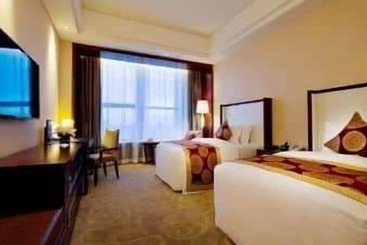 هتل Howard Johnson Parkview Plaza Erdos