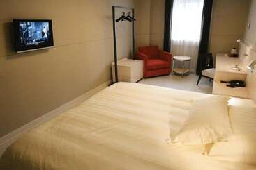 هتل Jinjiang Inn   Huaian Wanda Plaza East Jiankang Road