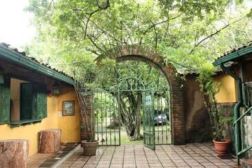 هتل La Posada De Suchitlan