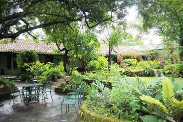 هتل La Posada De Suchitlan