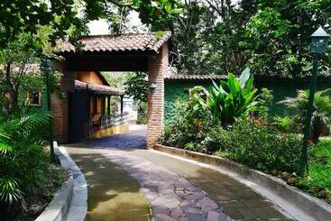 هتل La Posada De Suchitlan
