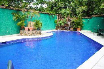 هتل La Posada De Suchitlan
