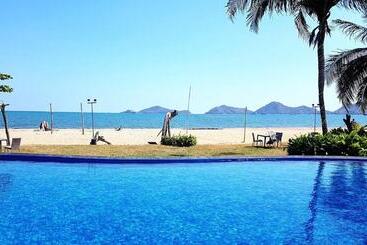 هتل Luwansa Beach