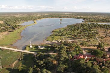 هتل Otjiwa Safari Lodge
