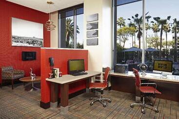 هتل Residence Inn By Marriott Los Angeles Lax/century Boulevard