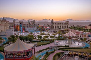 استراحتگاه Serenity Alma Heights   Ex Serenity Fun City