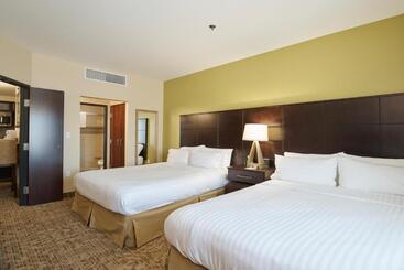 هتل Staybridge Suites Chihuahua, An Ihg
