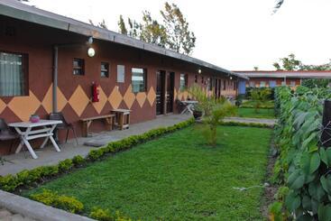 هتل Sweet Lake Resort